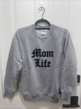 Good American Gray 'Mom Life' Crewneck Sweatshirt